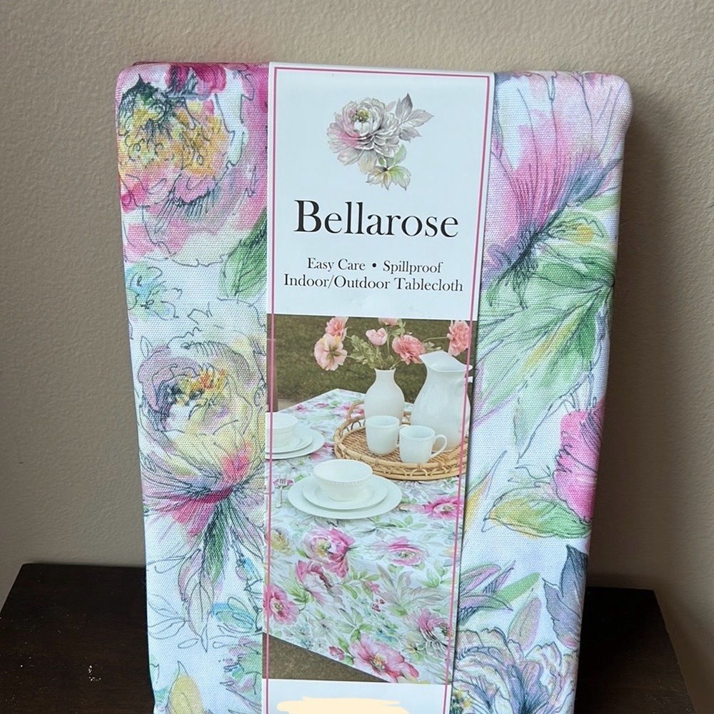 Benson Mills Tablecloth New 60”x84”  Oblong Floral Roses